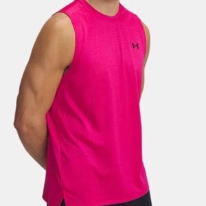 Under Armour NWT Fuchsia Tech Vent Training Tank Top